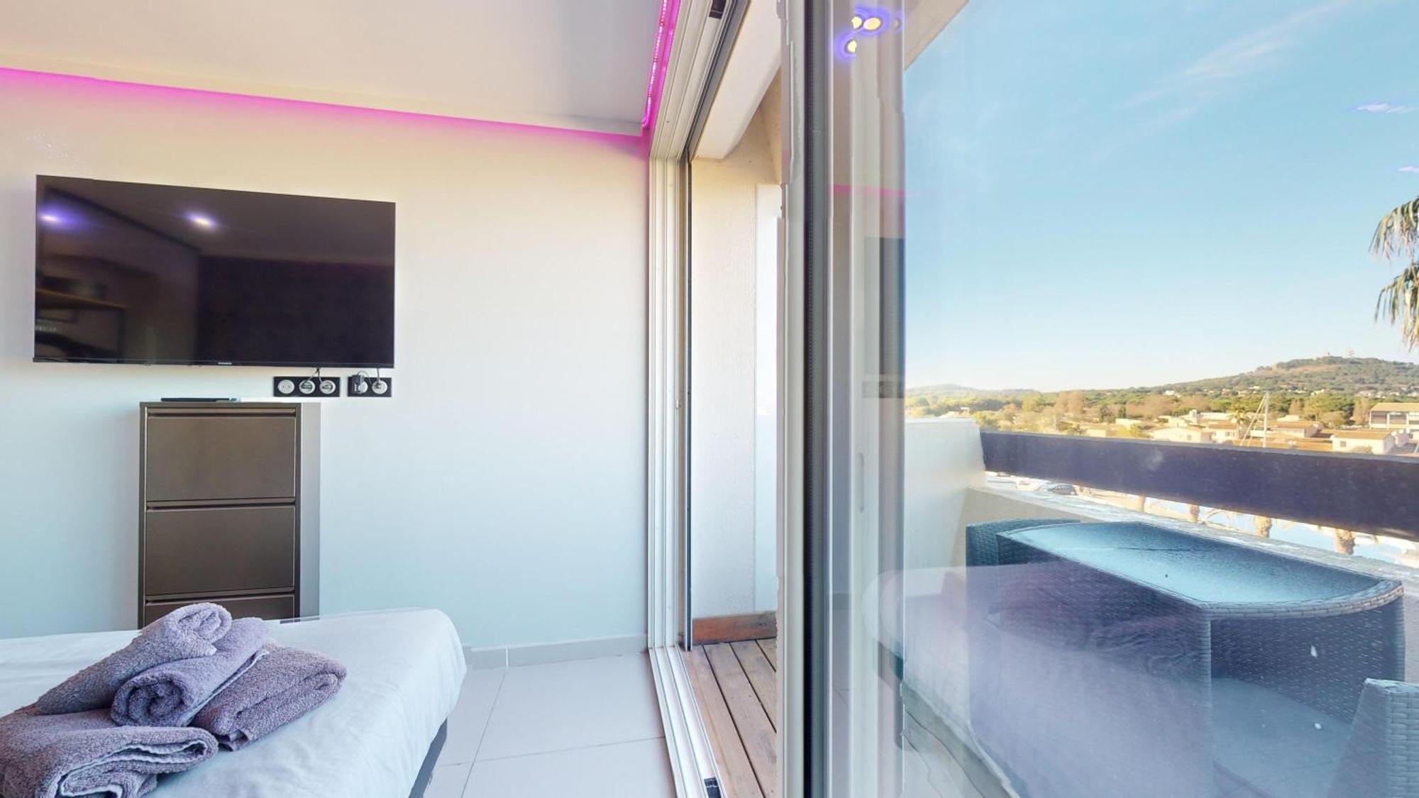Apartment Village Naturiste Cap D'agde, Luxe Port Nature 7 *